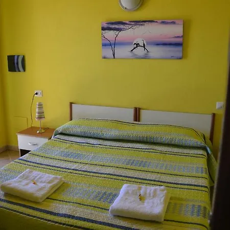 White Sand Affittacamere Guest house La Caletta
